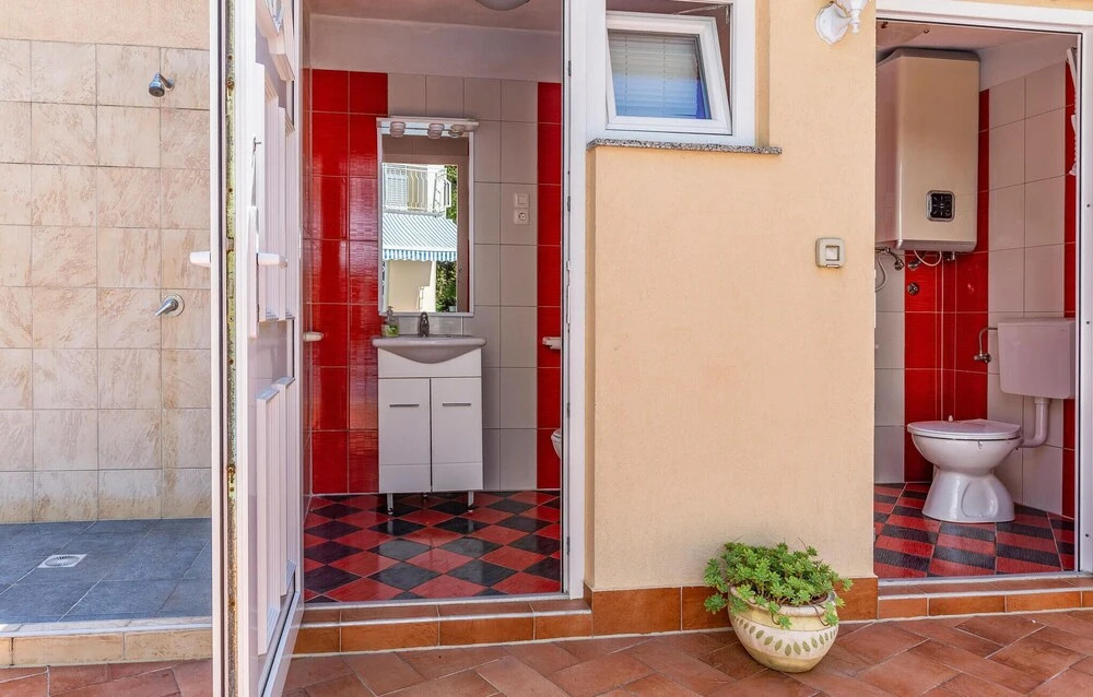 Beautiful Home In Medulin