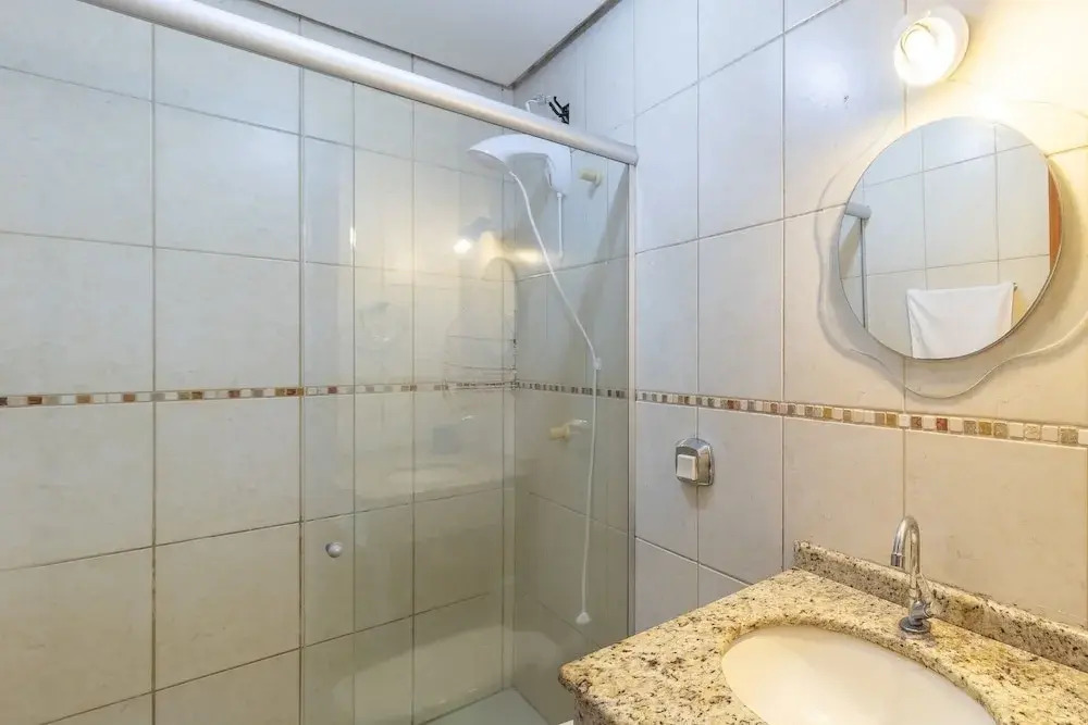 Beautiful apt 2 Minutes From Canas Beach Rsa025