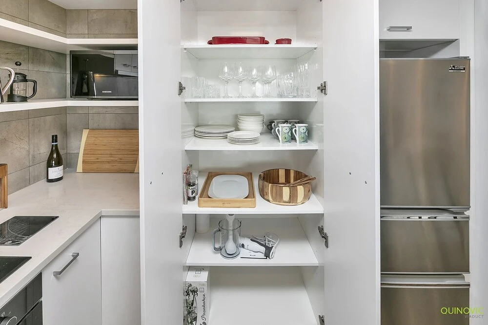 QV Modern Upscale Apartment - 1012