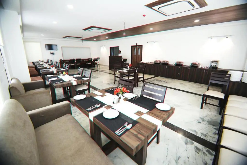 Treebo Premium Baramasi By Jai Club Prime