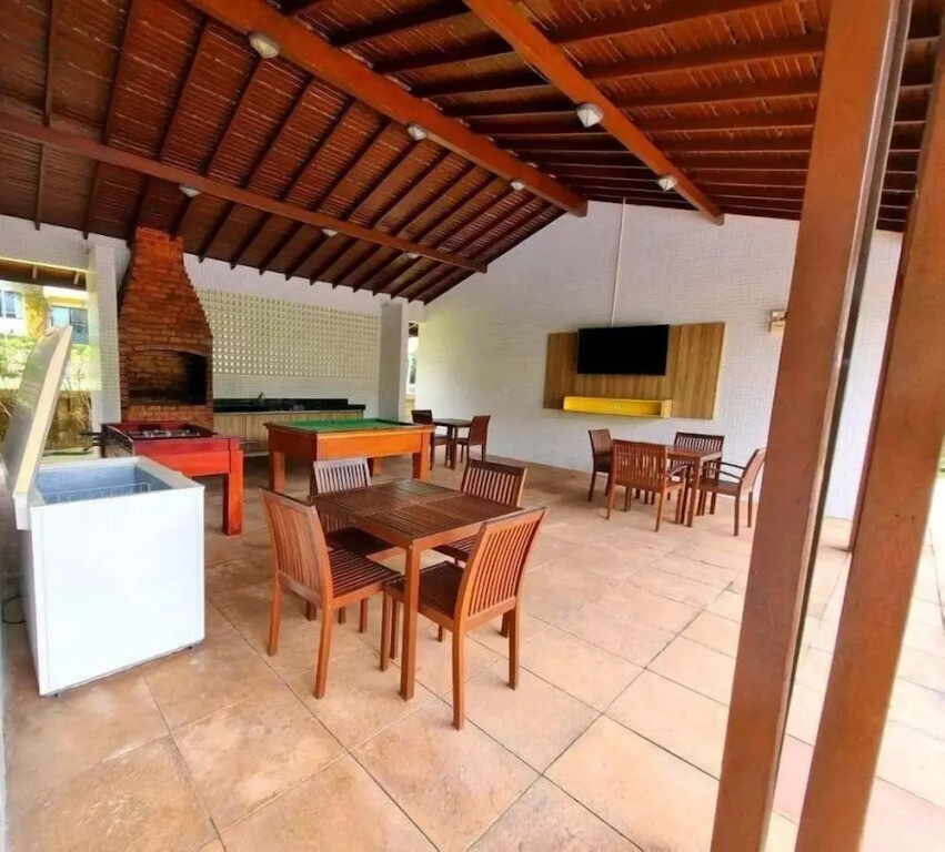 Casa em condomínio com Sauna e Piscina