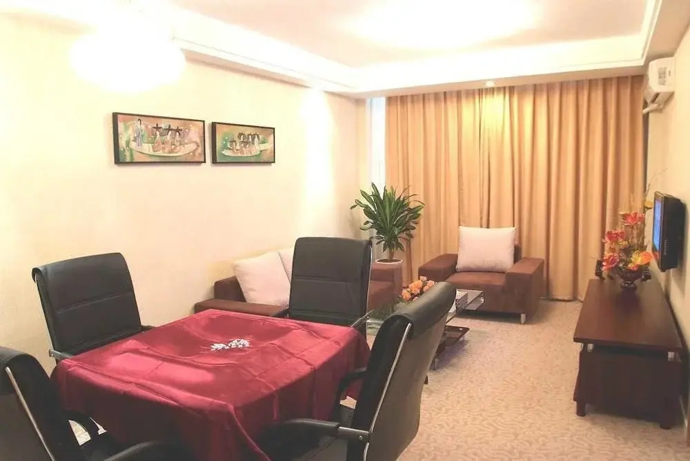 Shangjin Perfect Hotel (Chengdu Yulin Wuhou Temple)