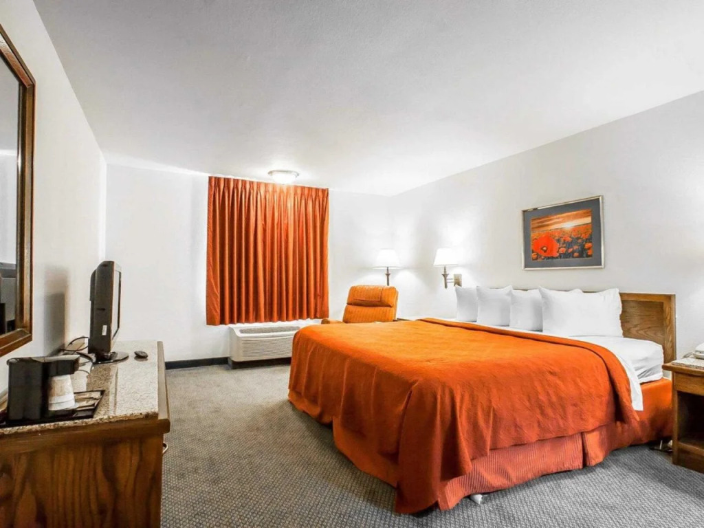 伊克诺中心酒店(Econo Lodge Central)