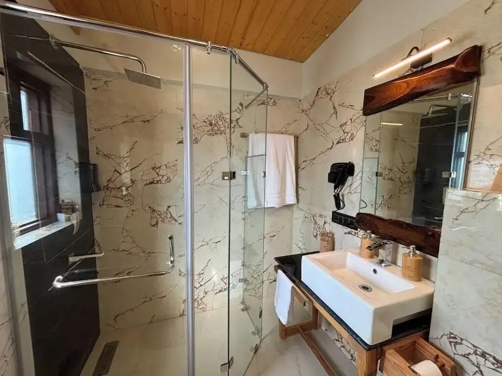Vanhills - Luxury Home Stay in Jim Corbett