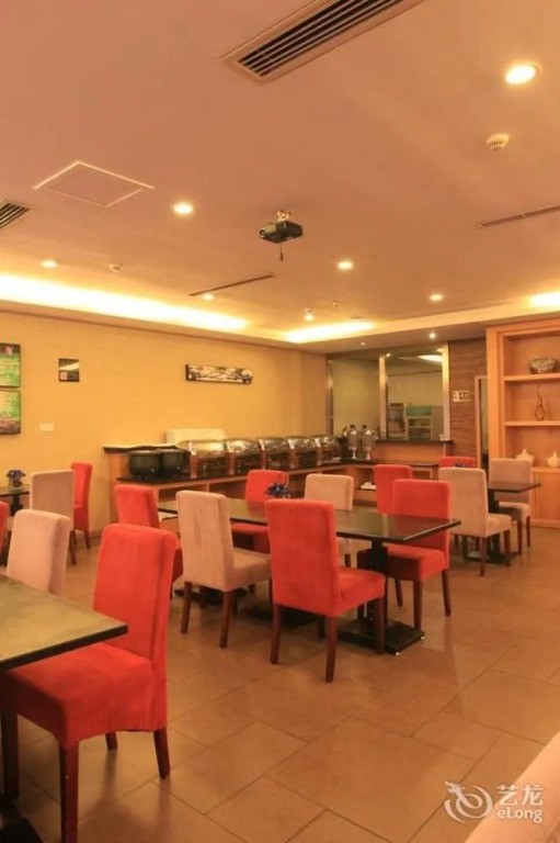 Ejon Kins Hotel