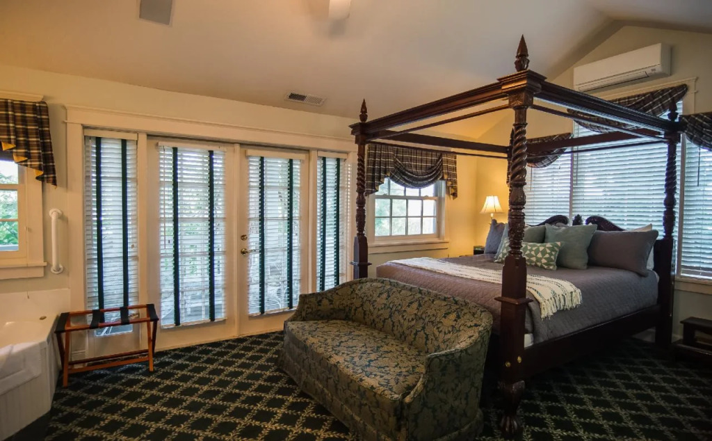 The Campbell House Inn