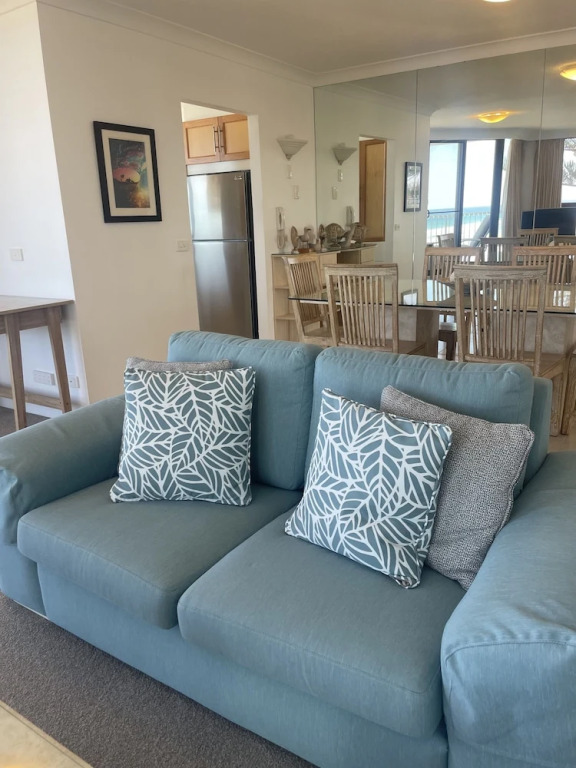 Albatross North Apartments