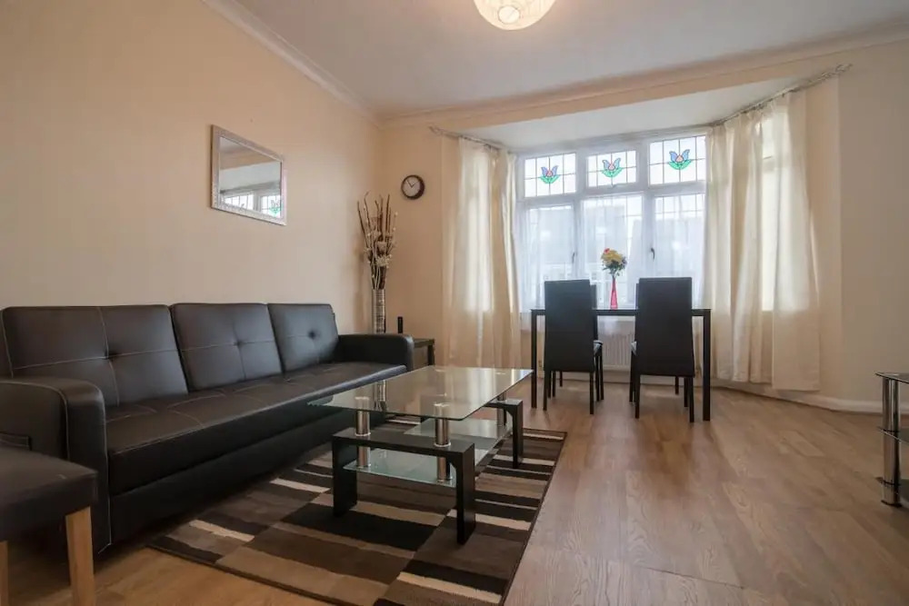 2 bedroom serviced & equipped house