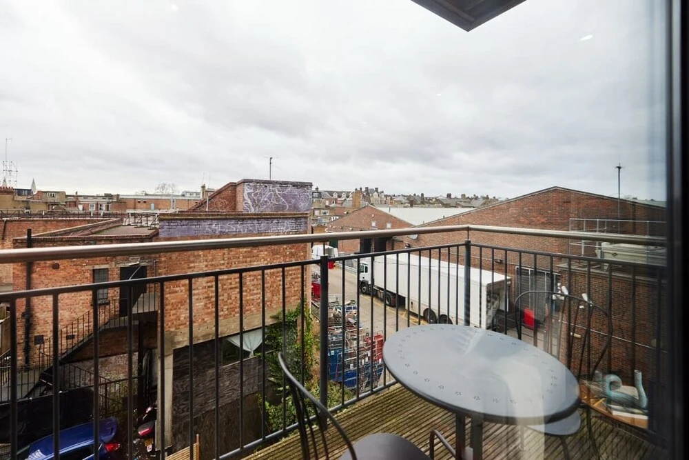 The Wembley Crib Lovely 1bdr Flat With Balcony