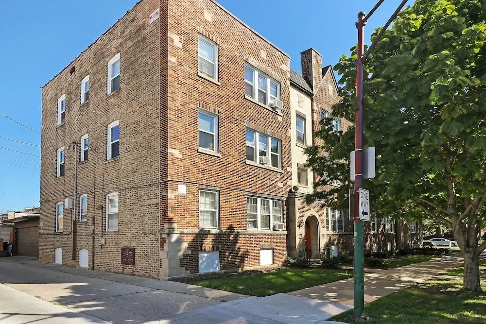 Contemporary Cragin 1BR Apt in Lockwood