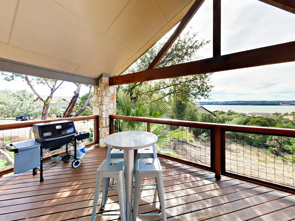Howdy - 3 Br Home