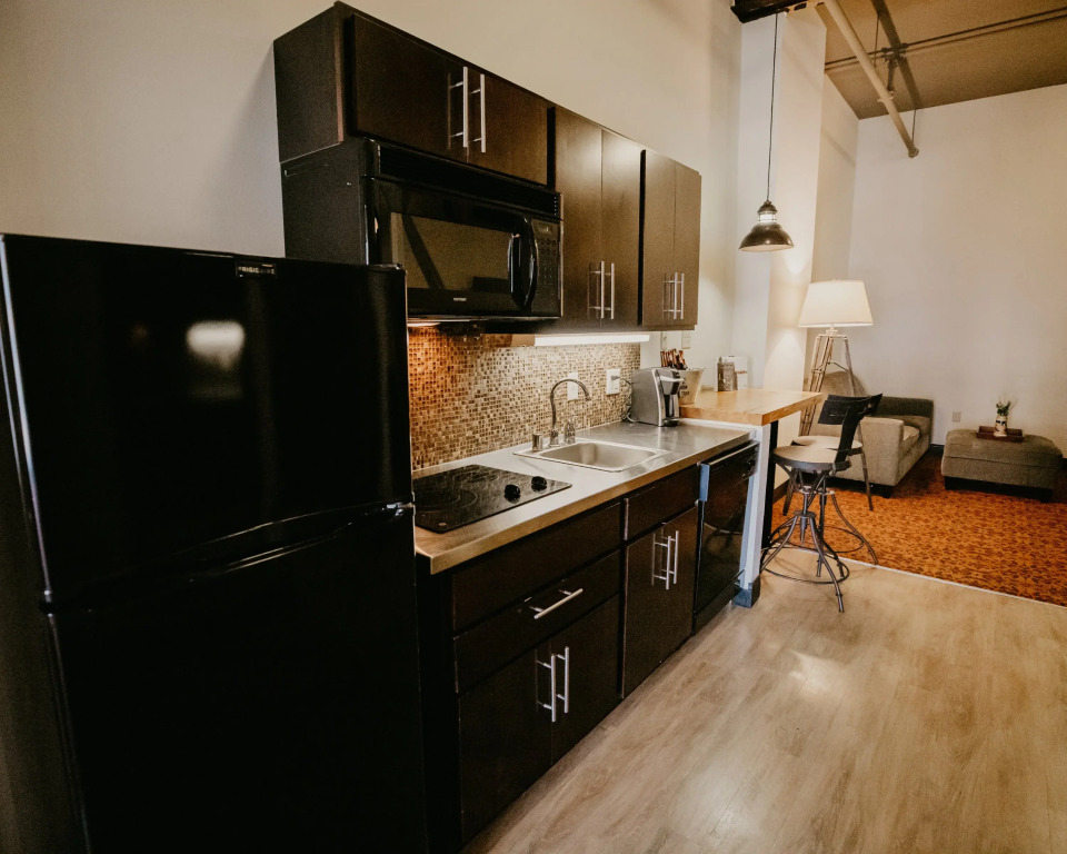 Brewhouse Inn and Suites