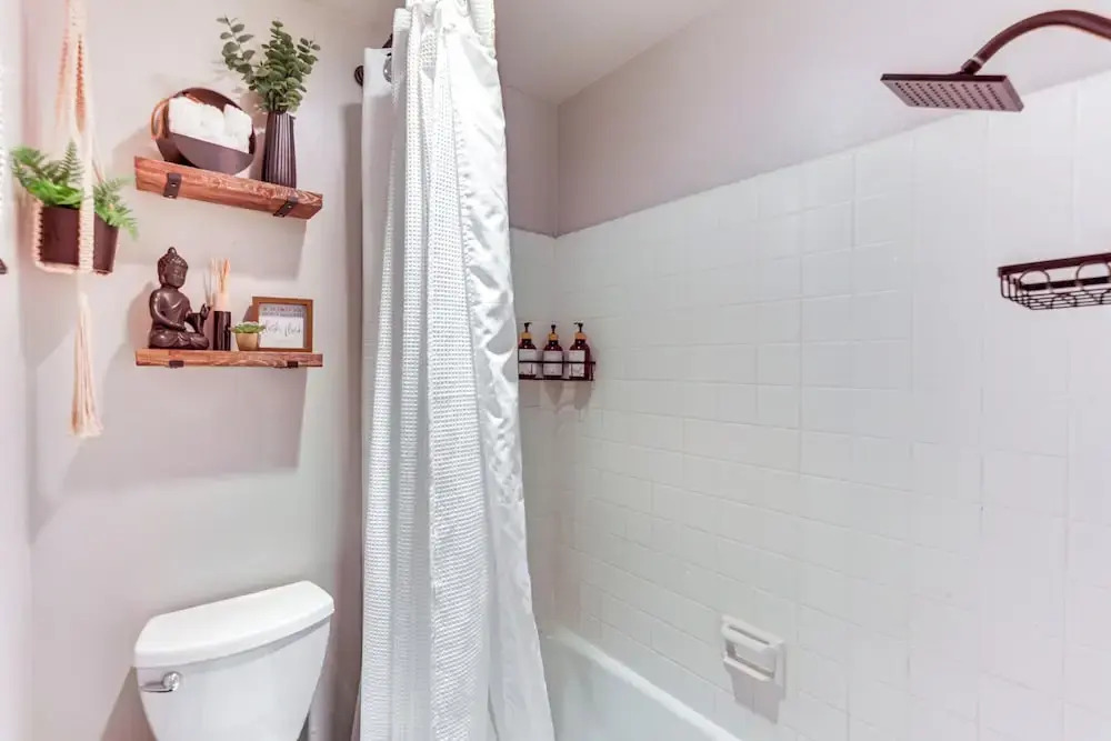 Near Golf: Indian Wells Studio w/ Pool Access