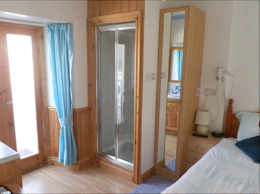 Bay Lodge