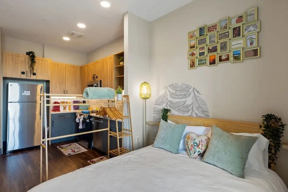 6min to Domain 12min DT Balcony Free Parking