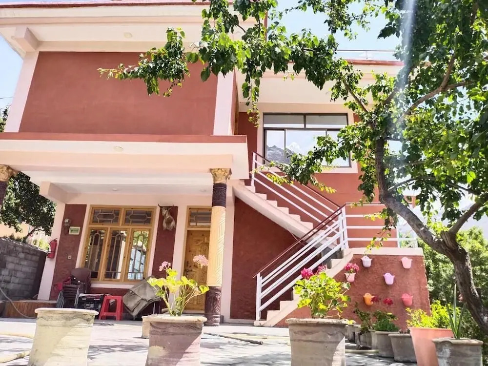 MasakAli Family Guest House