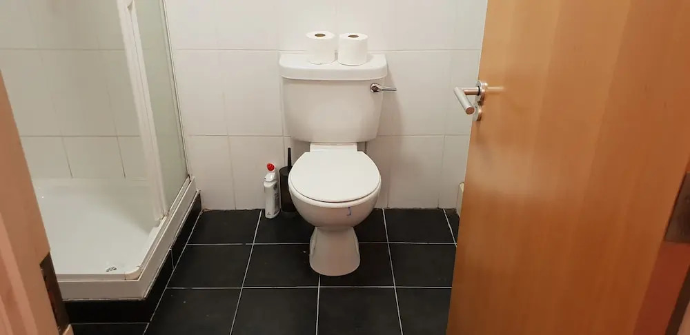 2 Bedroom Apartment Bishops Quay