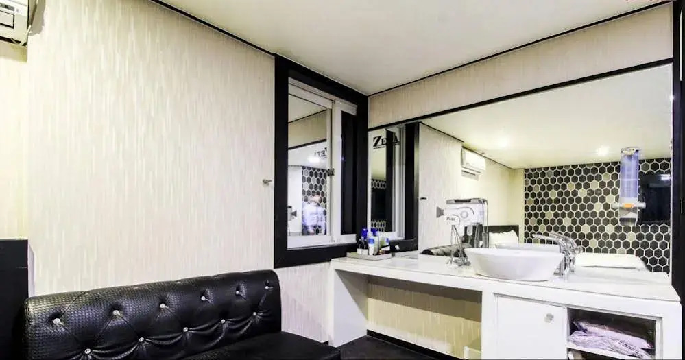 Hotel Zeta