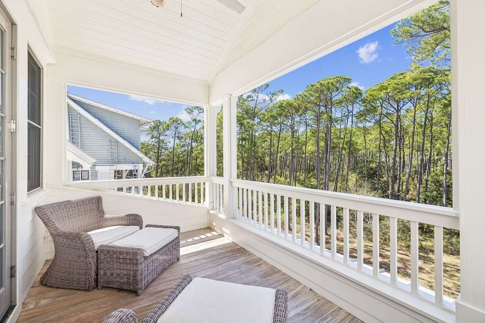 South Of 30a Close To The Beach + Watercolor Beach Club Evergreen Dream 5 Bedroom Home by RedAwning