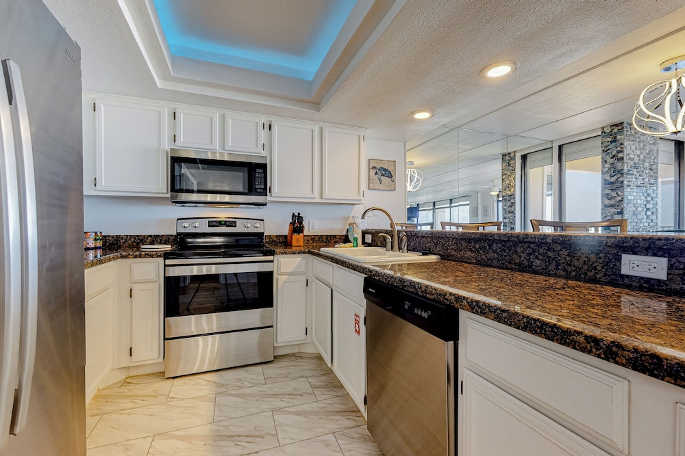 Corner 3BR w/ Gulf-view: Suntide III - Unit 501