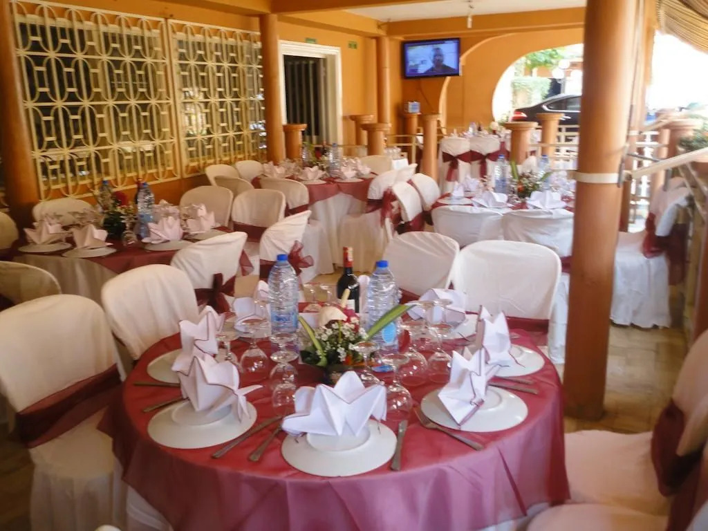 Hotel Le Makombe