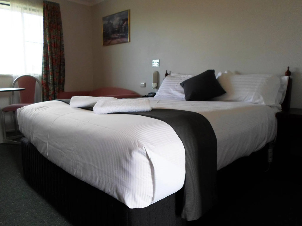 Bushmans Motor Inn