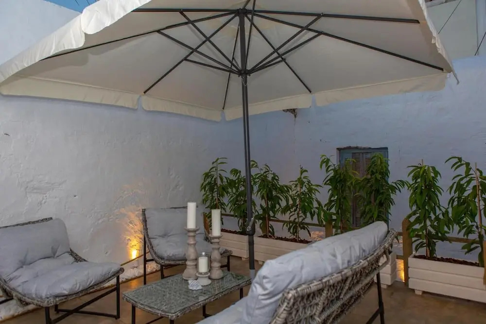 Naxos Riviera Suites