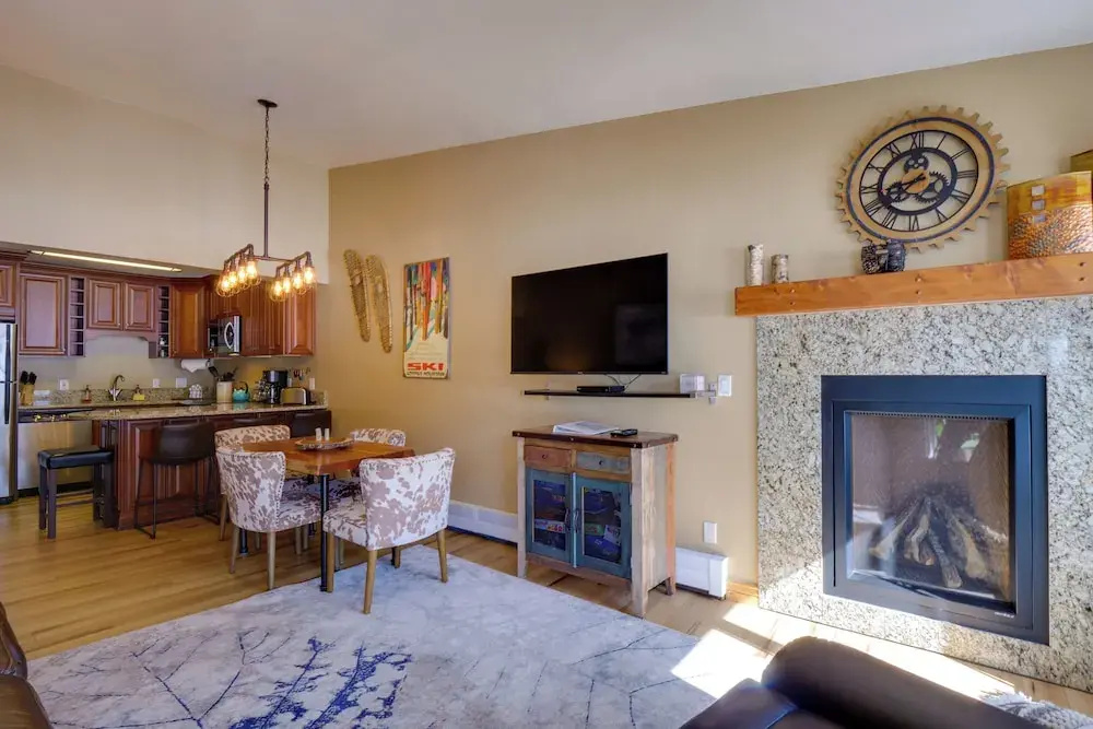 Walk to Copper Mountain Lifts: Mtn-view Condo
