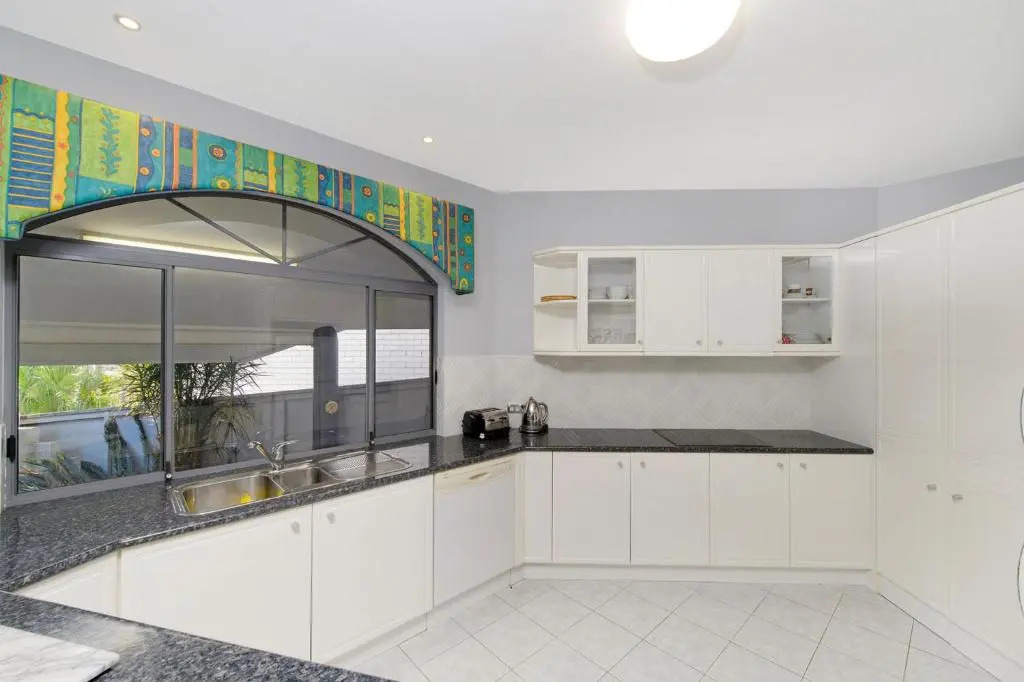 The Atrium, 11 Kentia Close