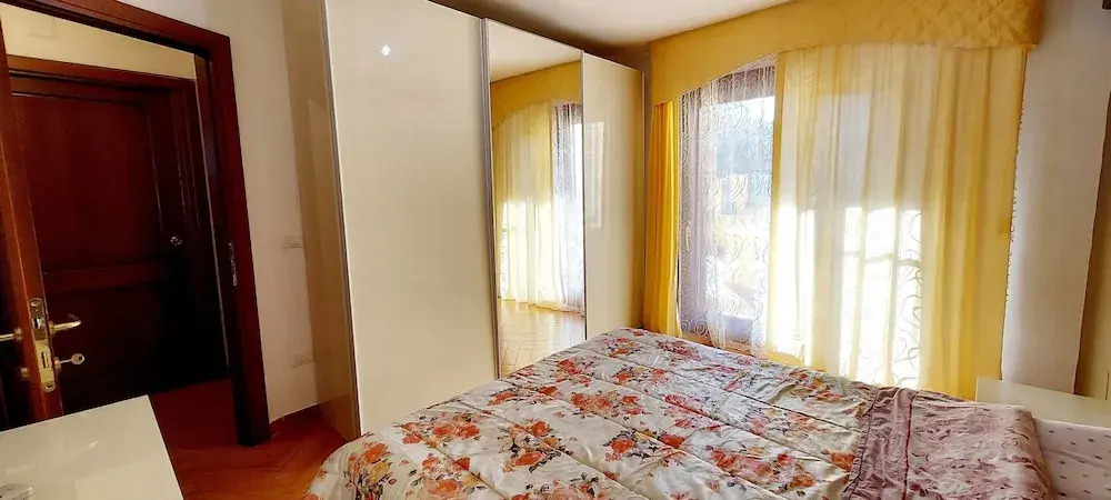 Villa a Stones Throw From the sea
