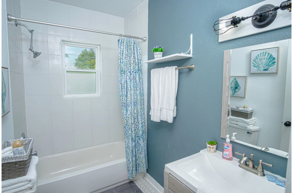 Embrace Tranquility 1br/1ba Near Downtown