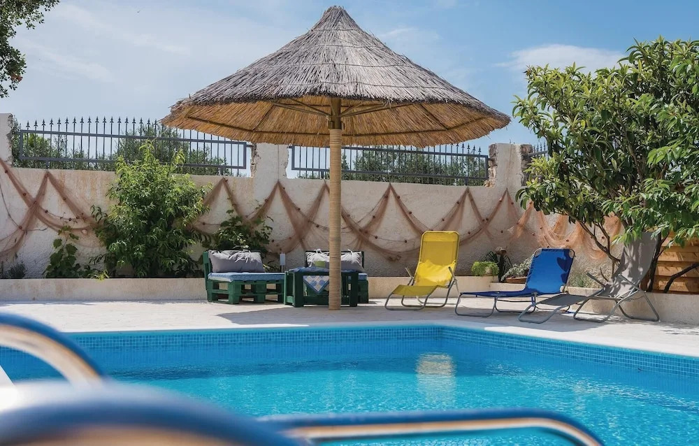 Stunning Home in Tribunj With Wifi and 4 Bedrooms