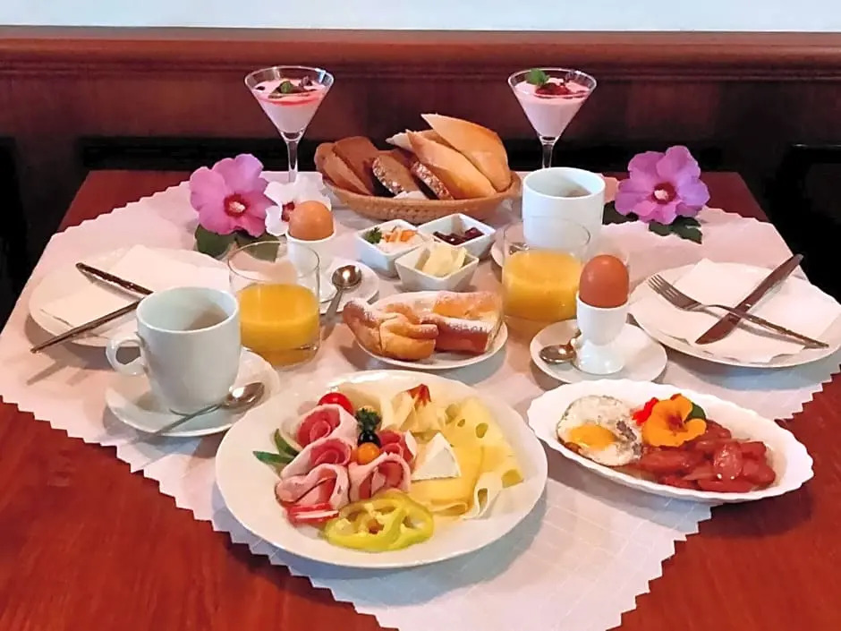 Hotel Lux
