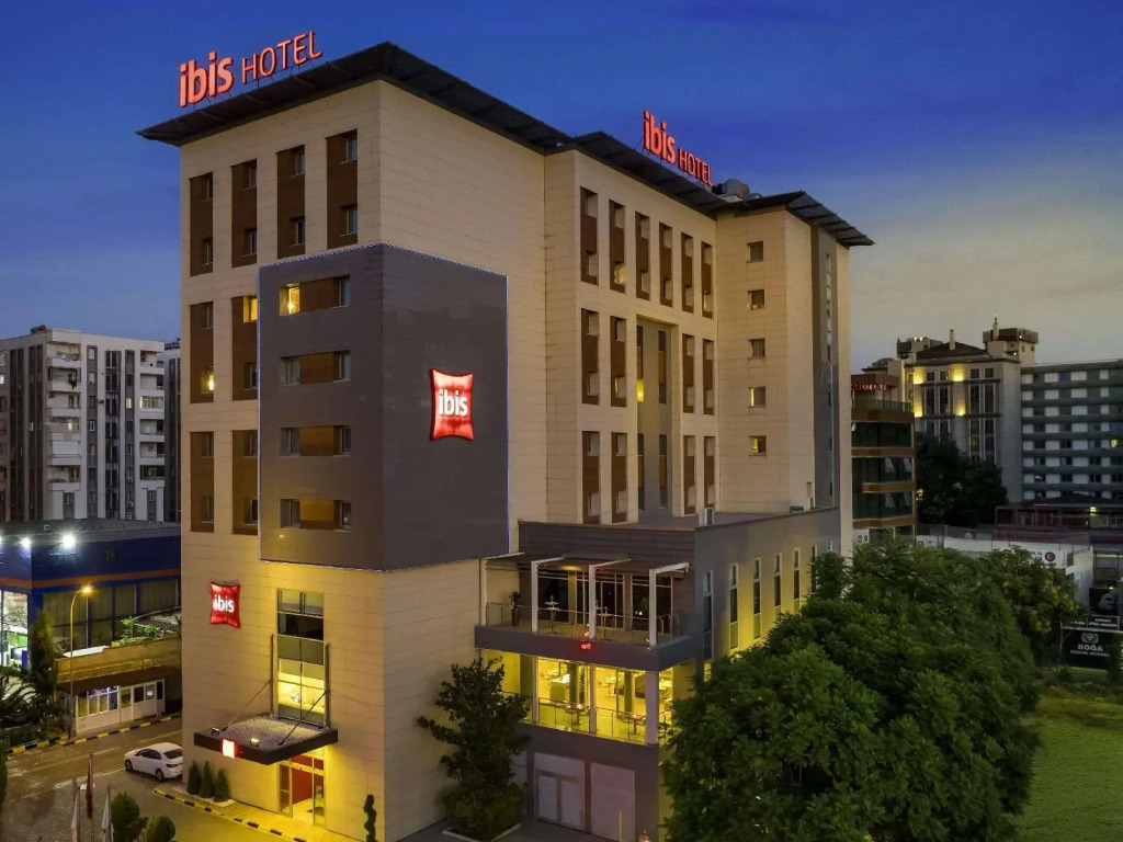 ibis Adana