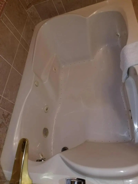 Cedar Park Whirlpool Suites