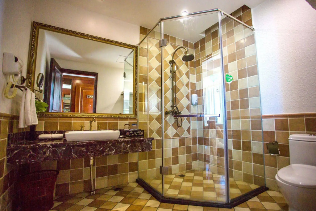 Sisuo Seaview Hotel