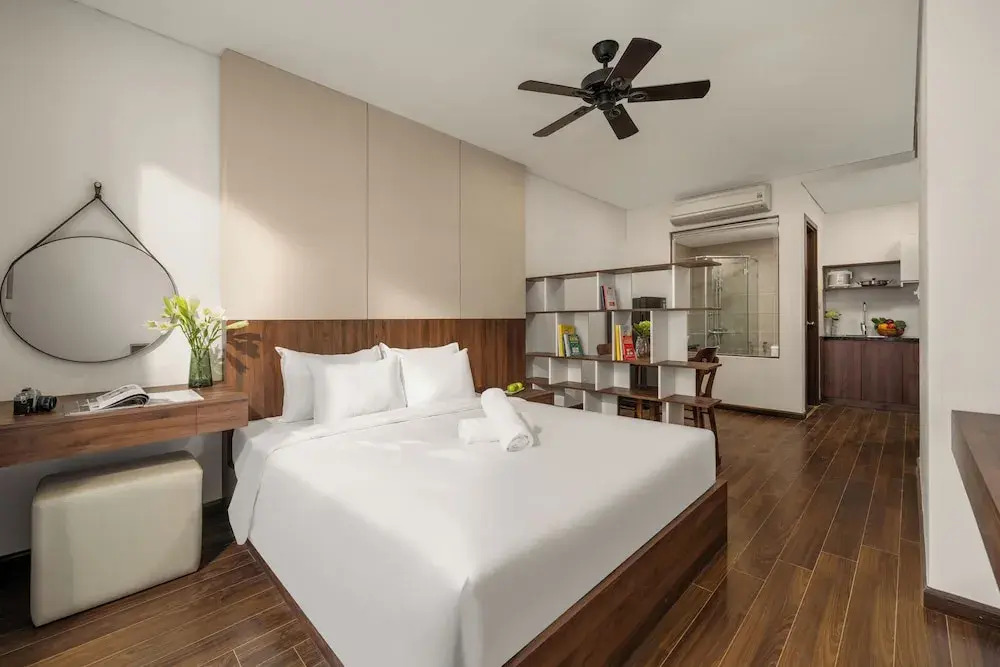Zen Lotus Hotel & Apartment