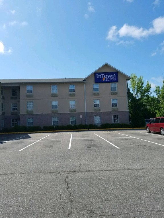 InTown Suites Extended Stay Chesapeake VA - Battlefield Blvd
