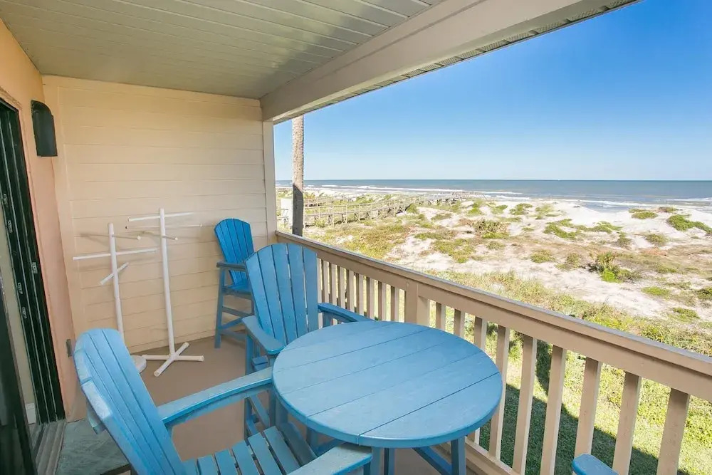 SEA Haven 516 [2/2.5] Free Activities! & Oceanfront Wifi Pool