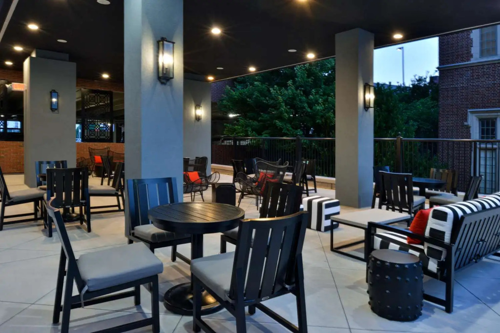 Hampton Inn & Suites Greensboro Downtown, Nc