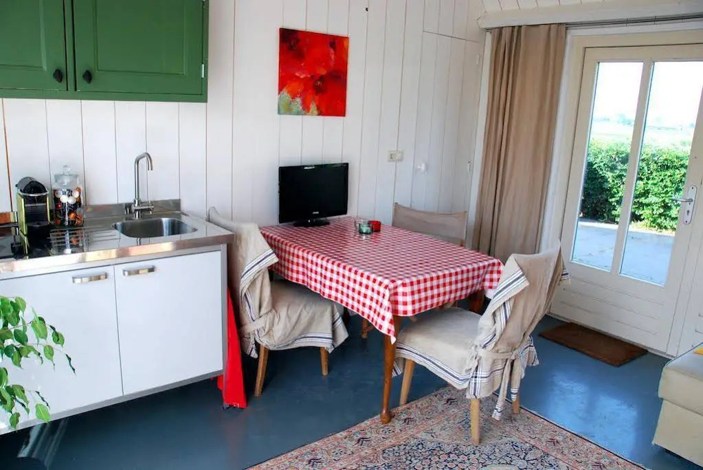 Bed In Waterland