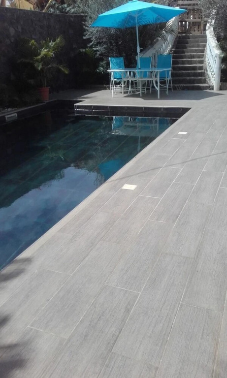 Studio in Ligne Paradis, With Pool Access, Furnished Terrace and Wifi