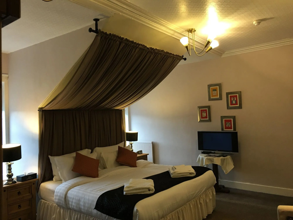 Allison House 17