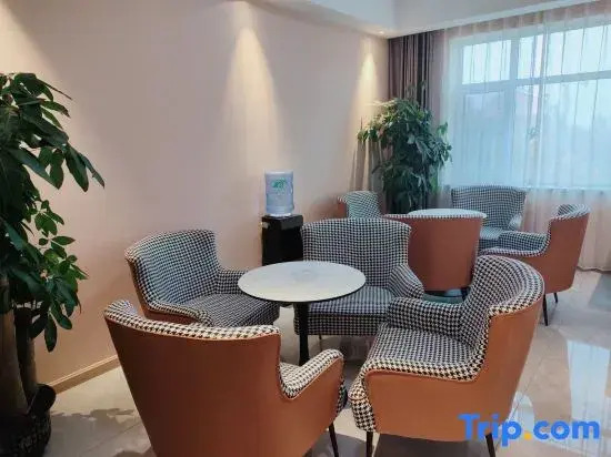 Vienna 3 Best Hotel (Hengshui Jing Jingzhou Cultural and Sports Center)