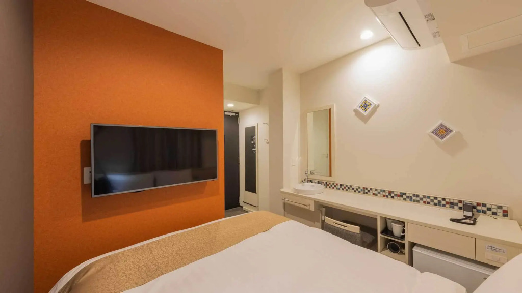 Asta Hotel