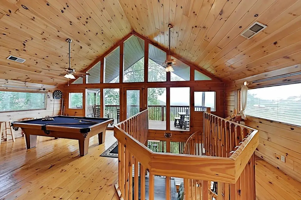 View W/ Hot Tub, Sauna, Theater & Pool! 2 Bedroom Cabin