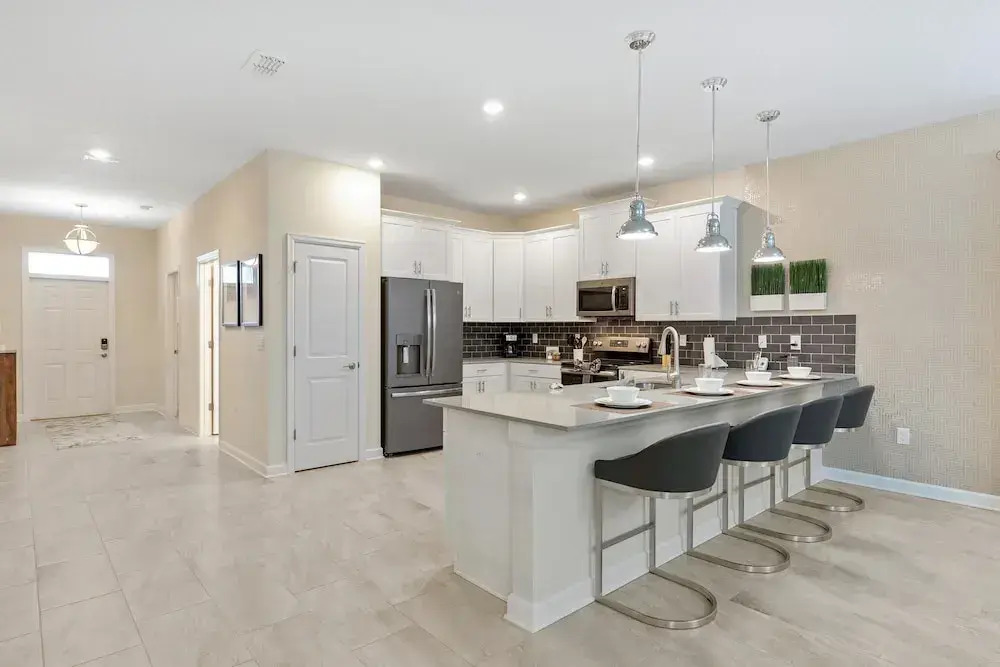 1509 MC - Exquisite 8BR Villa with Pool Games