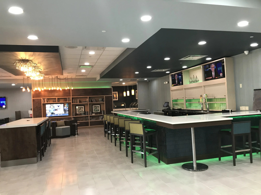 Holiday Inn - Beaumont East-Medical Ctr Area by IHG