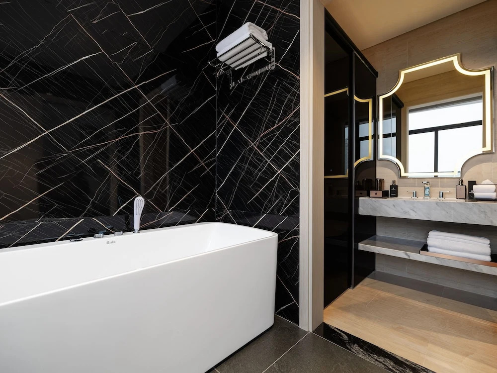Classyc Hotel Hang Thung