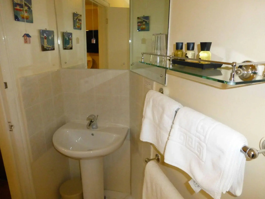 Summerhill Hotel